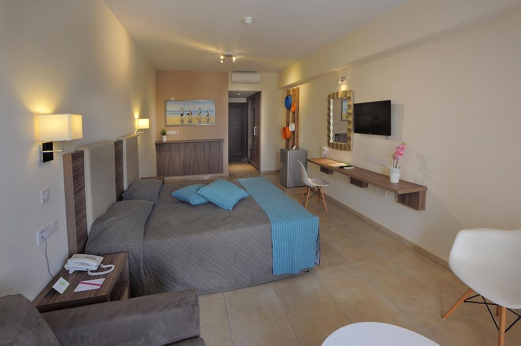 Nelia Gardens Otel 4*